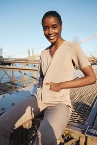 Bluzka medyczna damska scrubs Basic CAPPUCCINO