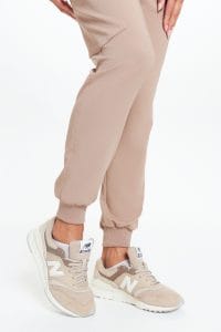 Pantaloni medici donna joggers scrubs Basic CAPPUCCINO