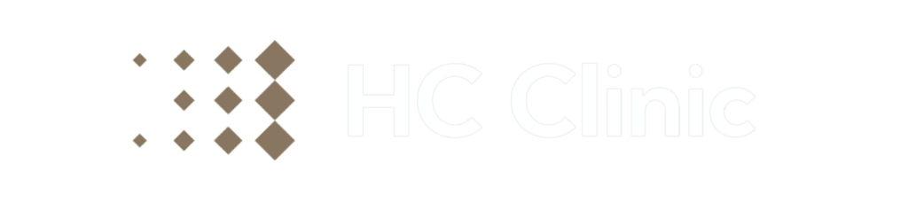 Logo kliniki medycznej HC Clinic z nowoczesnym, geometrycznym wzorem