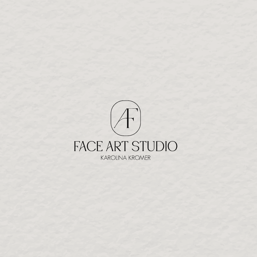 Logo Face Art Studio Karolina Kromer na jasnym tle