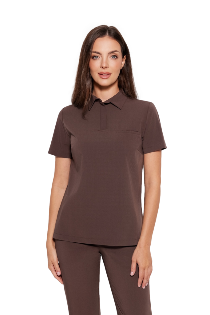 Dámska lekárska blúzka Polo scrubs Basic CHOCOLATE Dámska lekárska blúzka Polo scrubs Basic CHOCOLATE
