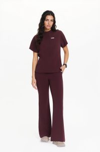 Dámské zdravotní kalhoty FLARE SCRUBS Basic Plum in CHOCOLATE
