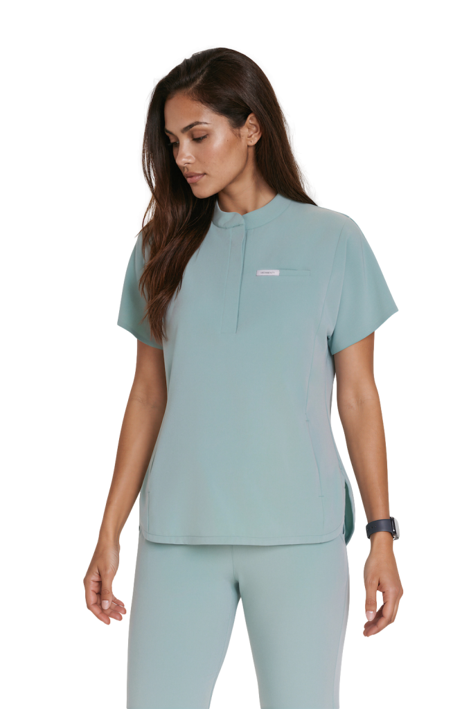 Women’s Medical Scrub Top – Basic Flex MROŹNA PISTACHIO