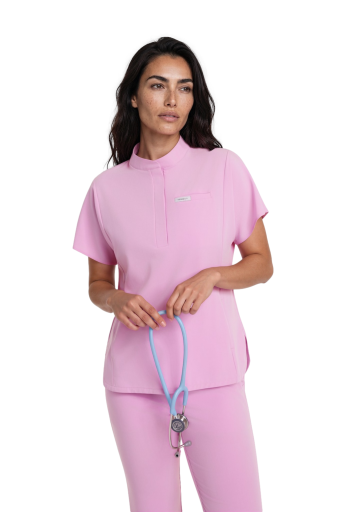Bluzka medyczna damska scrubs Basic Flex BUBBLEGUM Bluzka medyczna damska scrubs Basic Flex BUBBLEGUM