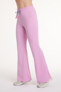 Dámske lekárske nohavice FLARE scrubs Basic BUBBLEGUM
